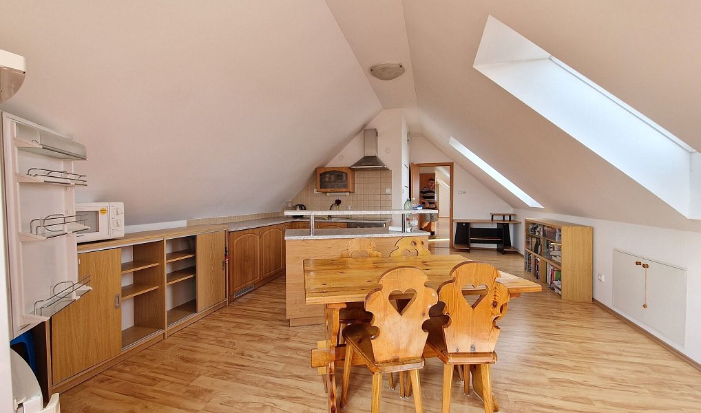 Pronájem bytu 2+1 89 m², Příbram – náhled fotky 3