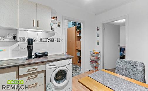 Pronájem bytu 1+1 31 m², Boženy Němcové, Uherské Hradiště
