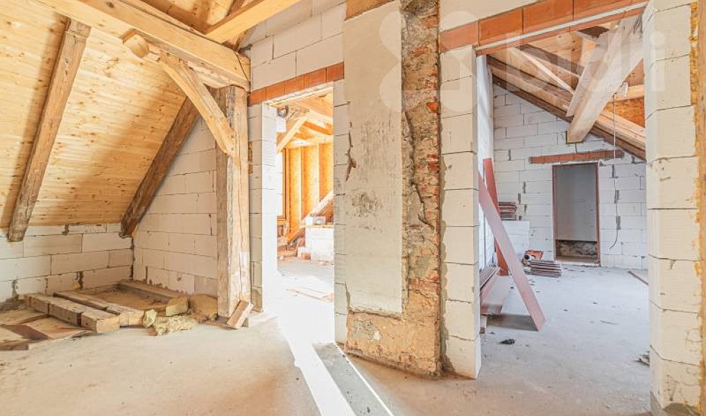 Prodej domu 1 947 m² s pozemkem 24 277 m², Žihobce – náhled fotky 19