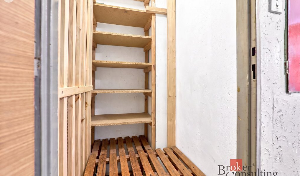 Prodej bytu 4+1 81 m², Praha – náhled fotky 22