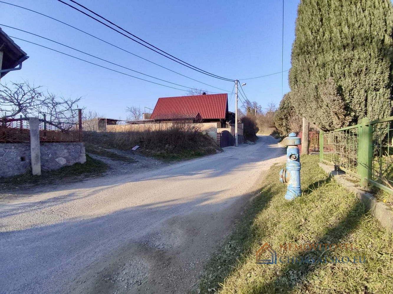 Prodej stavebního pozemku 1 092 m² - Vaade 4