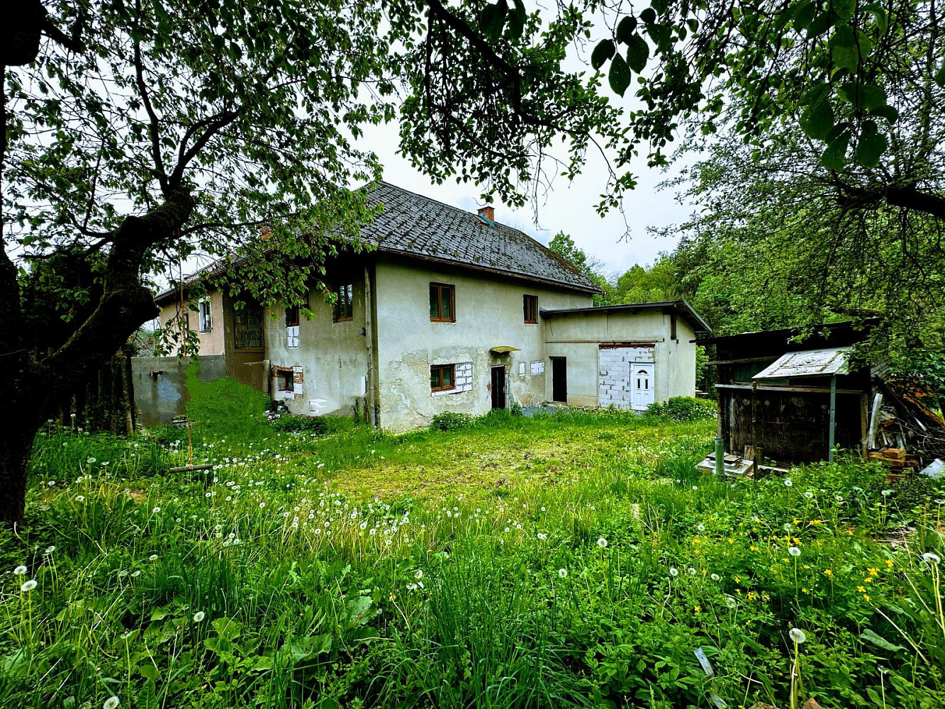 Prodej domu 150 m² s pozemkem 1 153 m² – fotografie 2