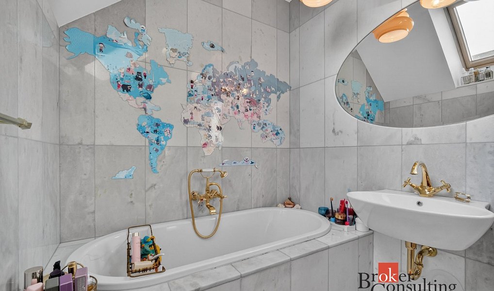 Pronájem bytu 4+kk 191 m², Praha – náhled fotky 15