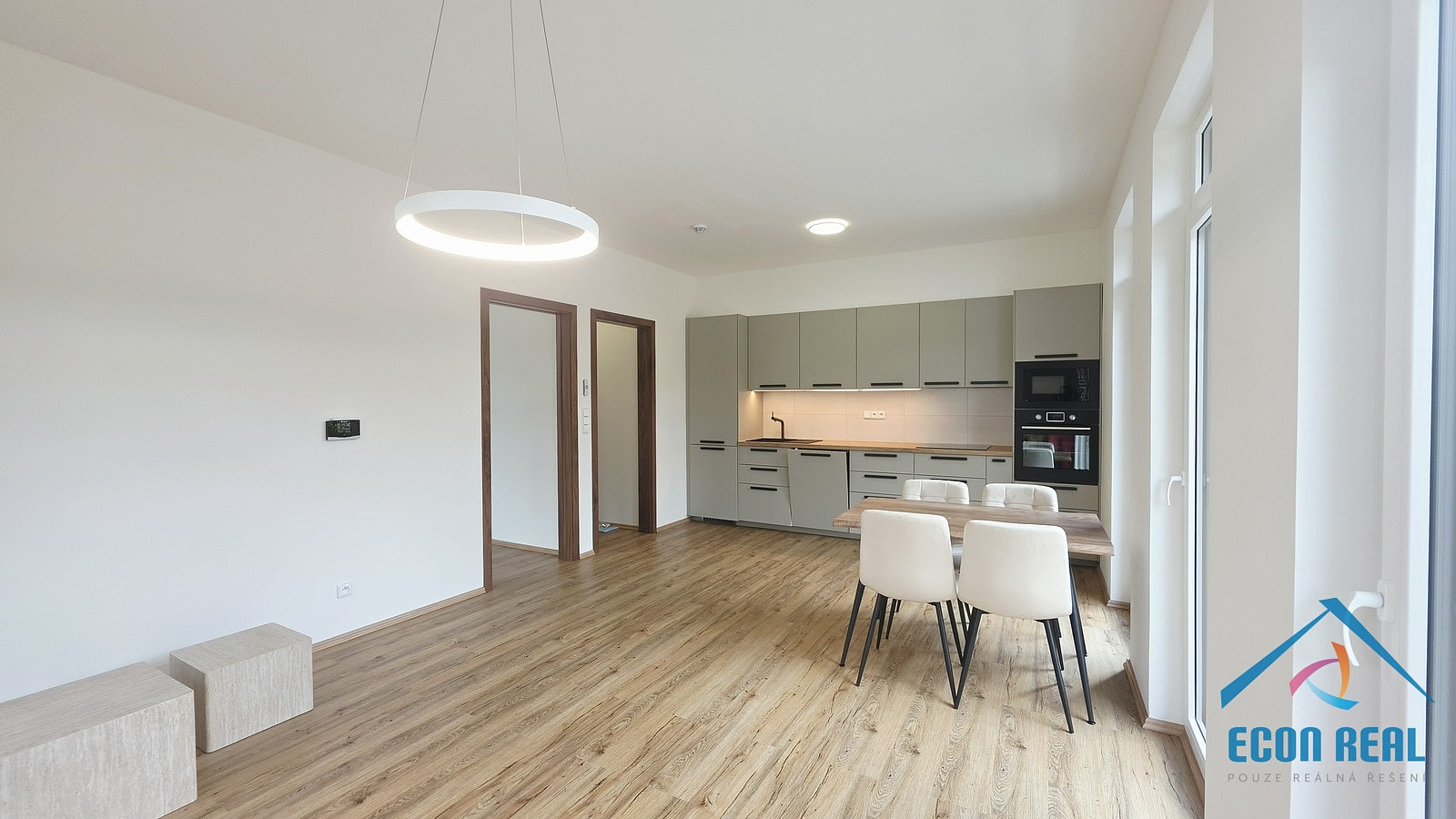 Pronájem bytu 2+kk 55 m²