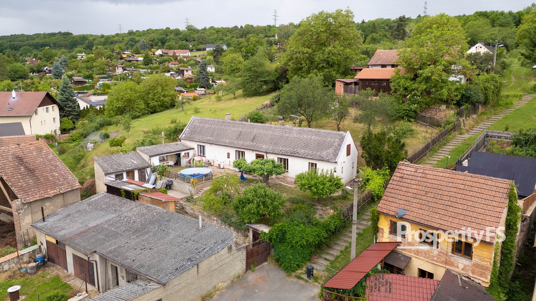 Prodej domu 297 m² s pozemkem 972 m² — photo 3