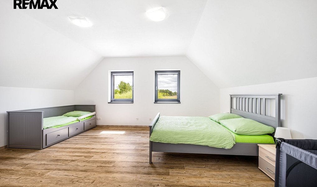 Prodej domu 196 m² s pozemkem 511 m², Třeboň – náhled fotky 37