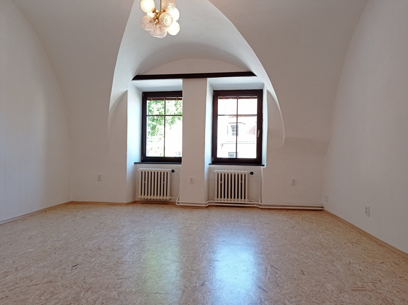 Pronájem bytu 4+kk 150 m² – fotografie 4
