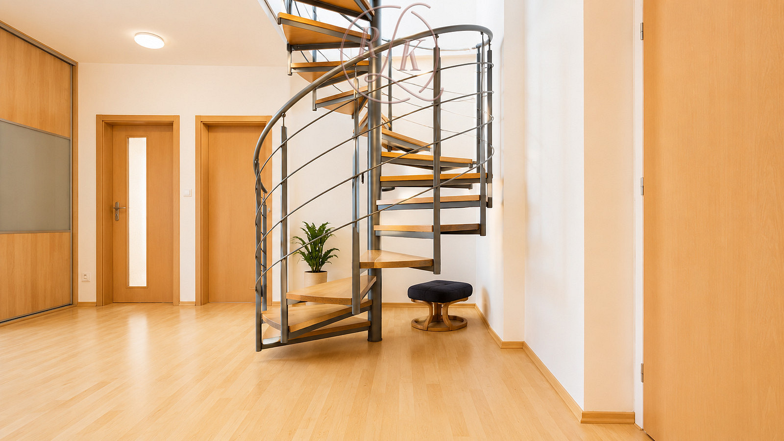 Prodej bytu atypického 178 m² — photo 2