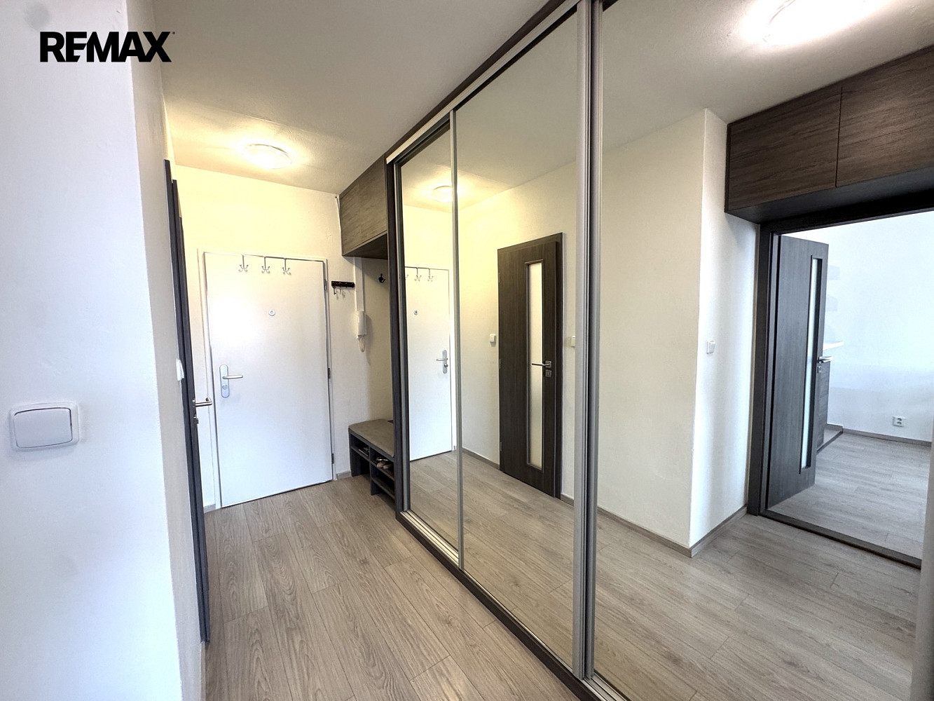 Pronájem bytu 2+kk 41 m² — photo 4