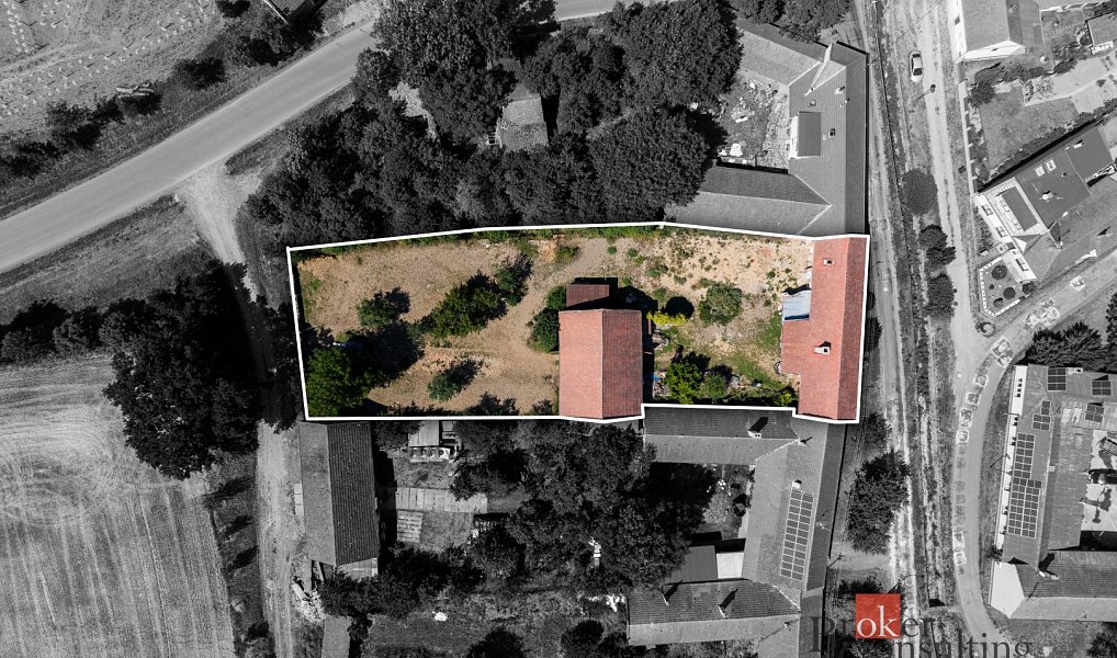 Prodej domu 250 m² s pozemkem 1 996 m², Plumlov – náhled fotky 2