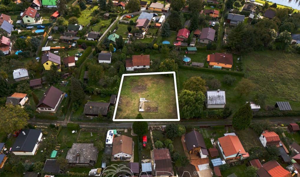 Prodej stavebního pozemku 992 m², Káraný – náhled fotky 4