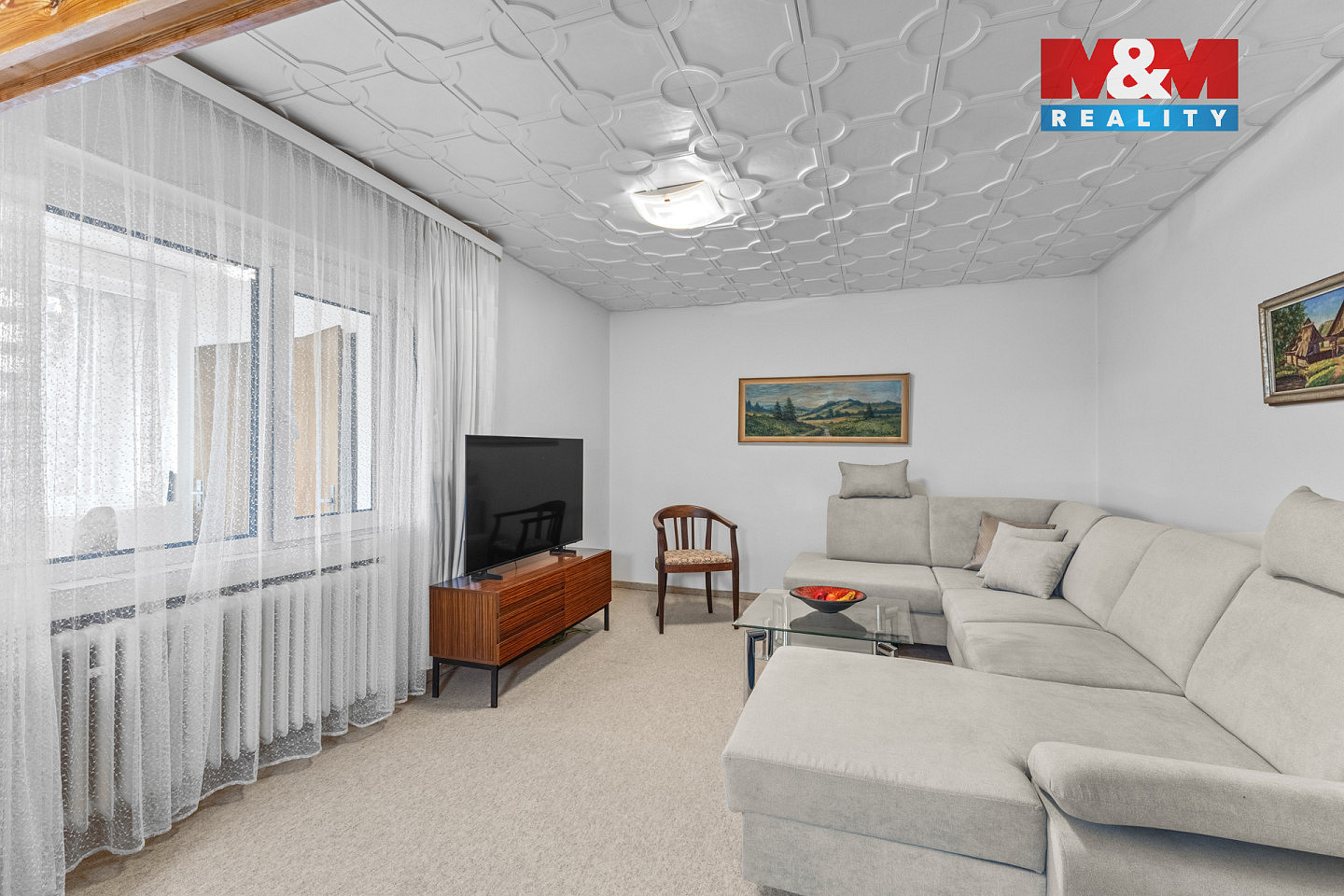 Prodej domu 245 m² s pozemkem 643 m² – fotografie 2