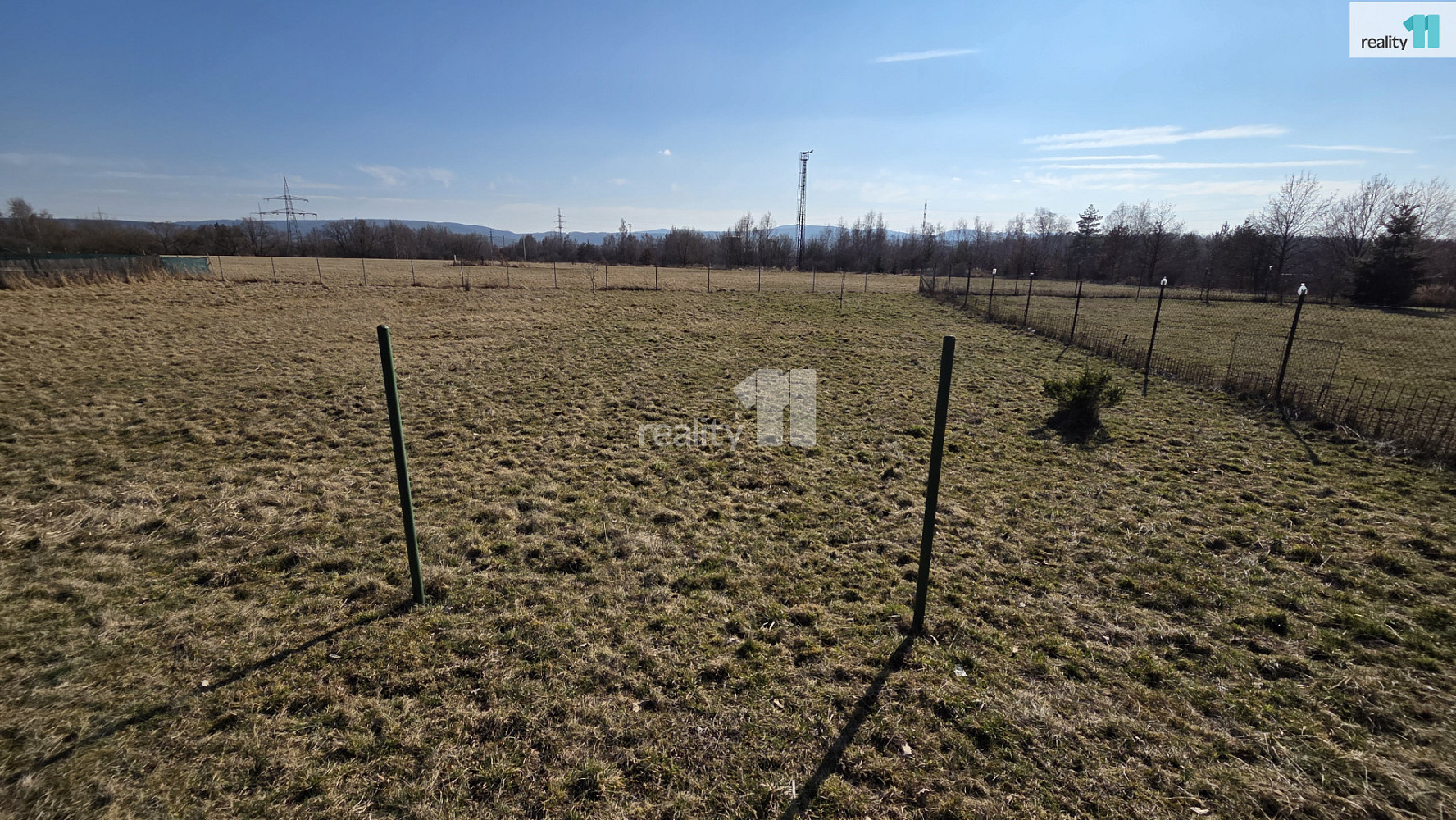 Prodej komerčního pozemku 1 637 m² — photo 2
