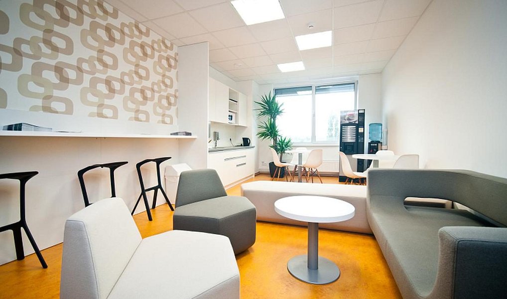 Pronájem kanceláře 213 m², Praha – náhled fotky 7