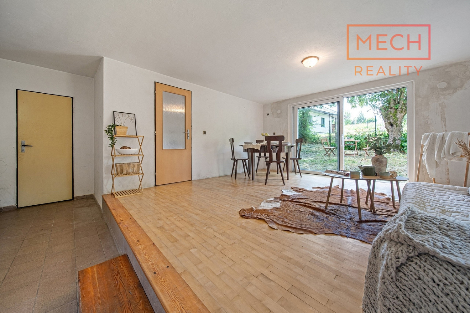 Prodej domu 136 m² s pozemkem 274 m² — photo 2