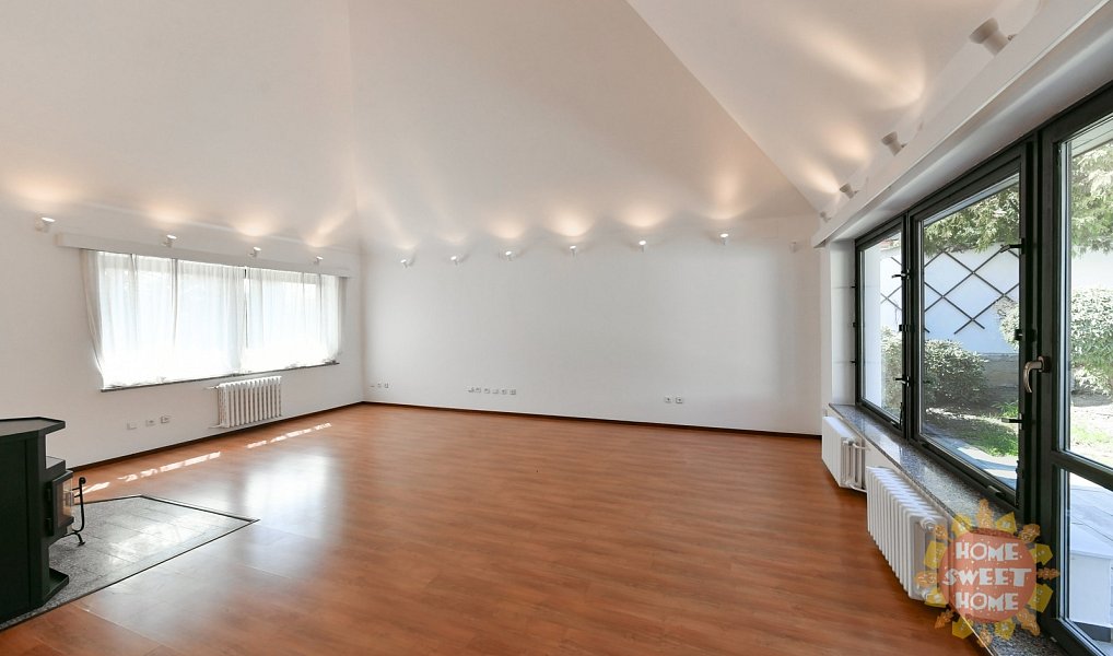 Pronájem domu 417 m² s pozemkem 1 208 m², Praha – náhled fotky 5