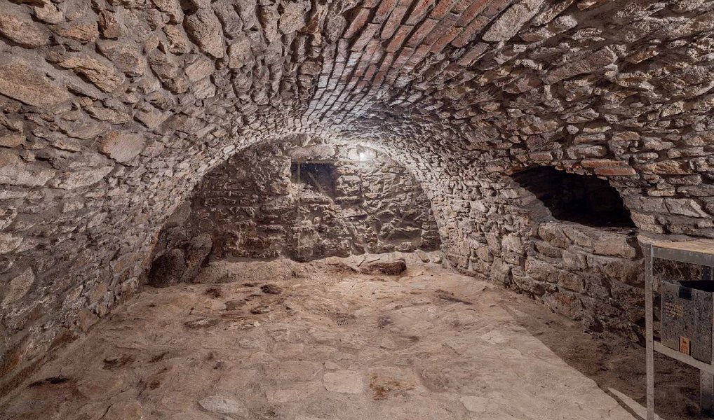 Prodej ubytovacího objektu 250 m², Sedlec-Prčice – náhled fotky 12