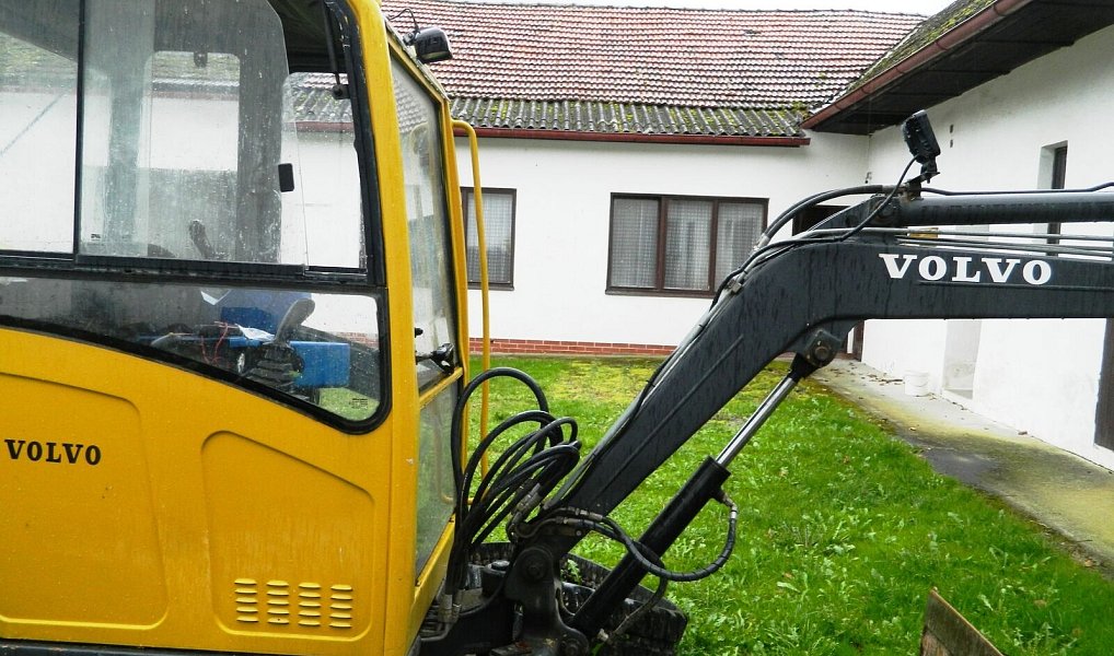 Prodej domu 455 m² s pozemkem 1 055 m², Zálší – náhled fotky 17