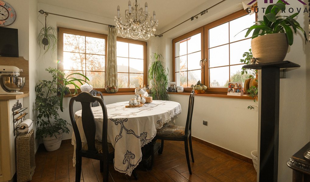 Prodej domu 150 m² s pozemkem 1 030 m², Kornatice – náhled fotky 15