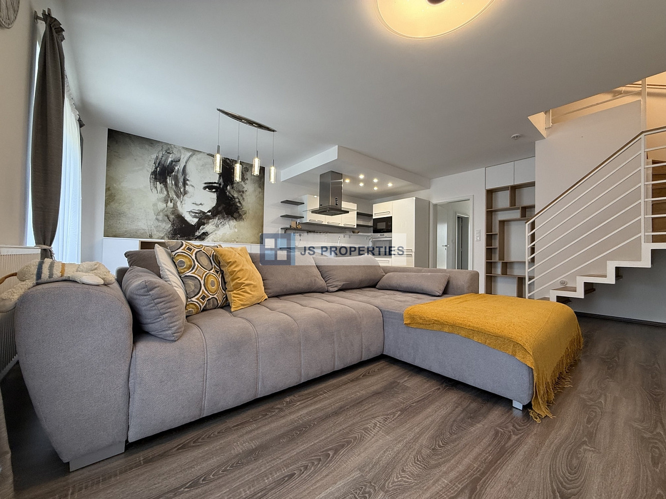 Pronájem domu 160 m² s pozemkem 240 m² — photo 3