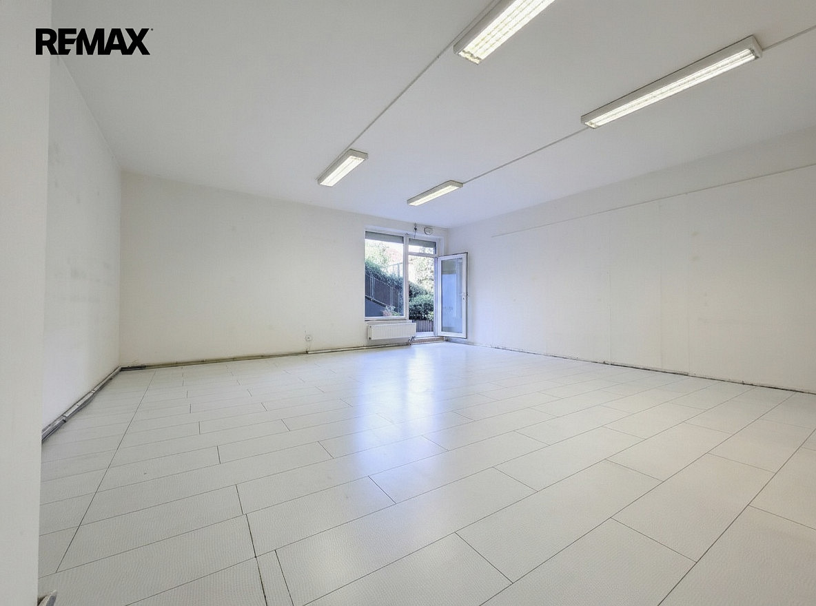 Prodej obchodních prostor 62 m²