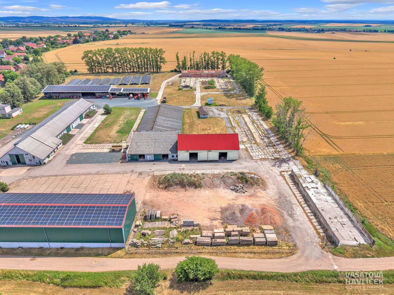 Prodej zemědělského objektu 2 100 m² – fotografie 4