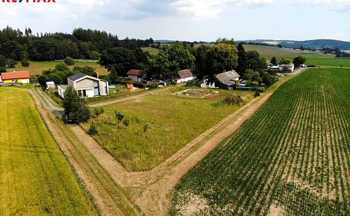 Prodej stavebního pozemku 2 648 m², Kunemil, okres Havlíčkův Brod