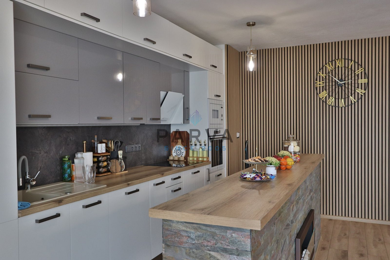 Prodej bytu 5+kk 118 m² – fotografie 3