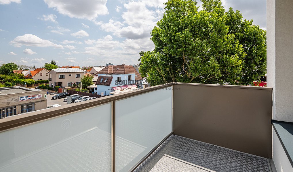 Prodej bytu 2+kk 48 m², Kladno – náhled fotky 2