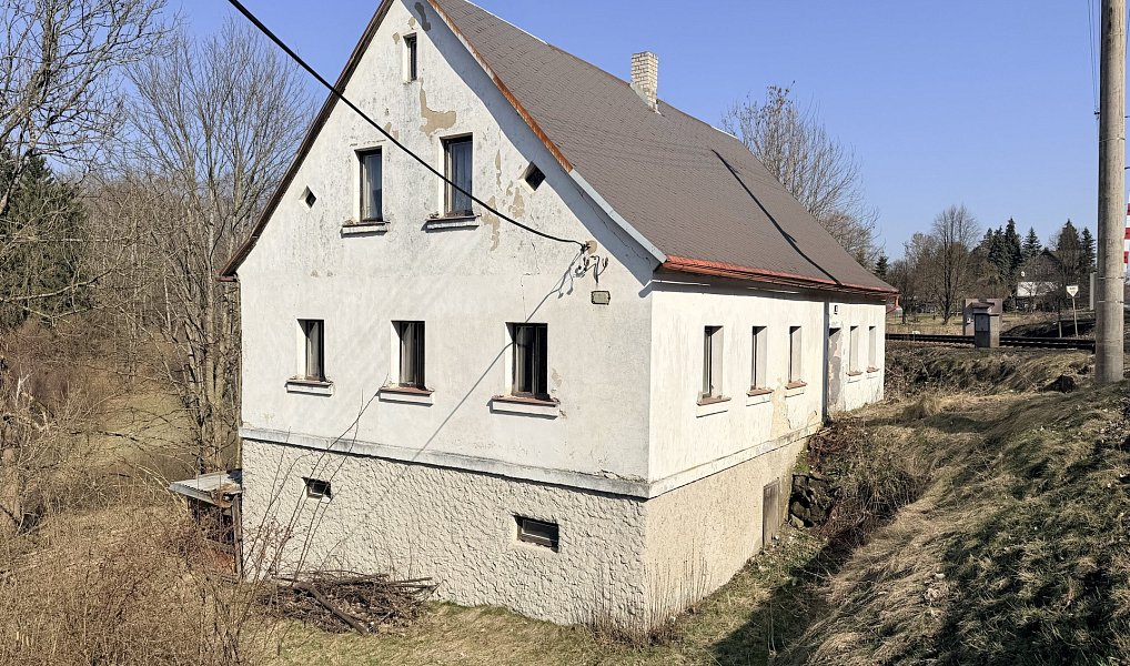 Prodej domu 198 m² s pozemkem 923 m², Rybniště – náhled fotky 3