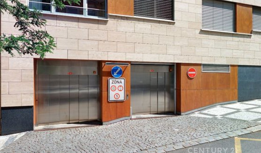 Pronájem garáže, 13 m², Vinohrady - Praha 2, Praha