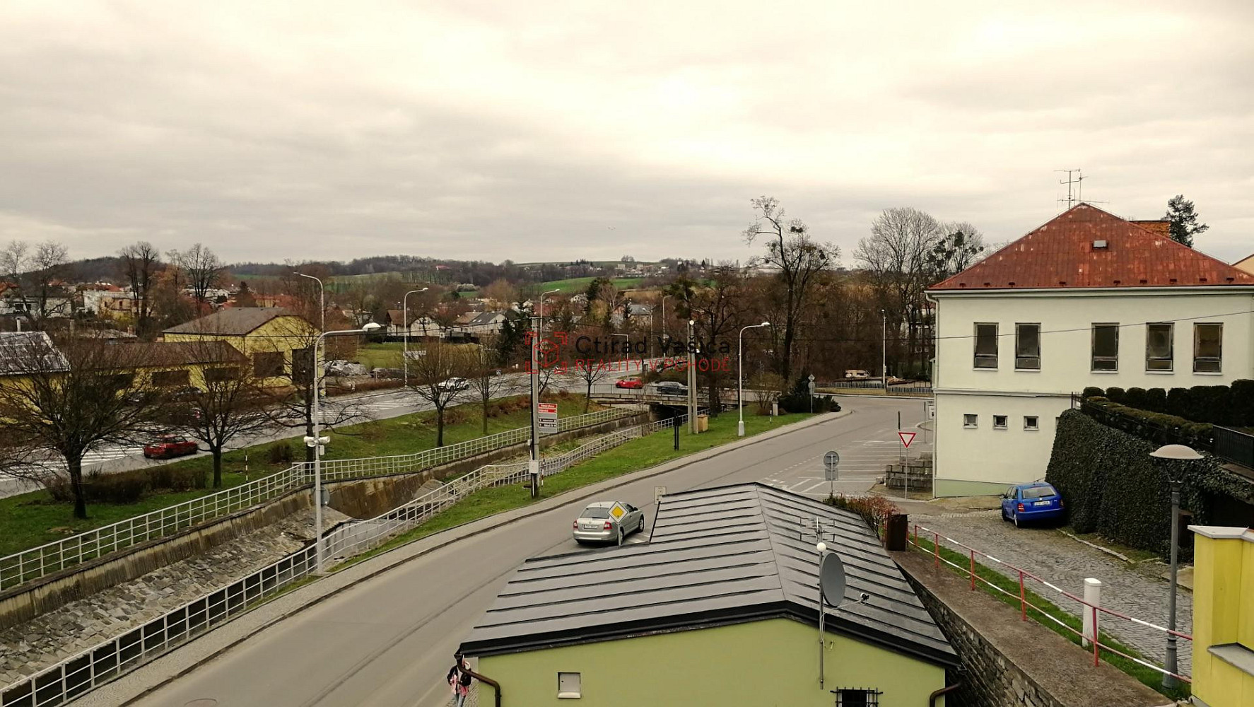 Prodej domu 300 m² s pozemkem 219 m² – fotografie 3