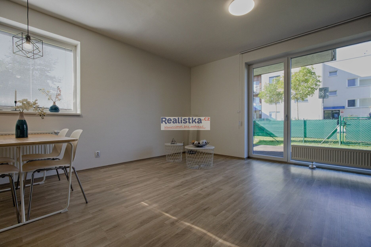 Pronájem bytu 2+kk 59 m² – fotografie 3