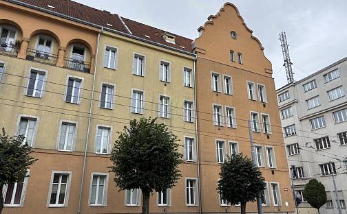 Prodej bytu 3+kk 61 m², Lobezská, Plzeň - Východní Předměstí
