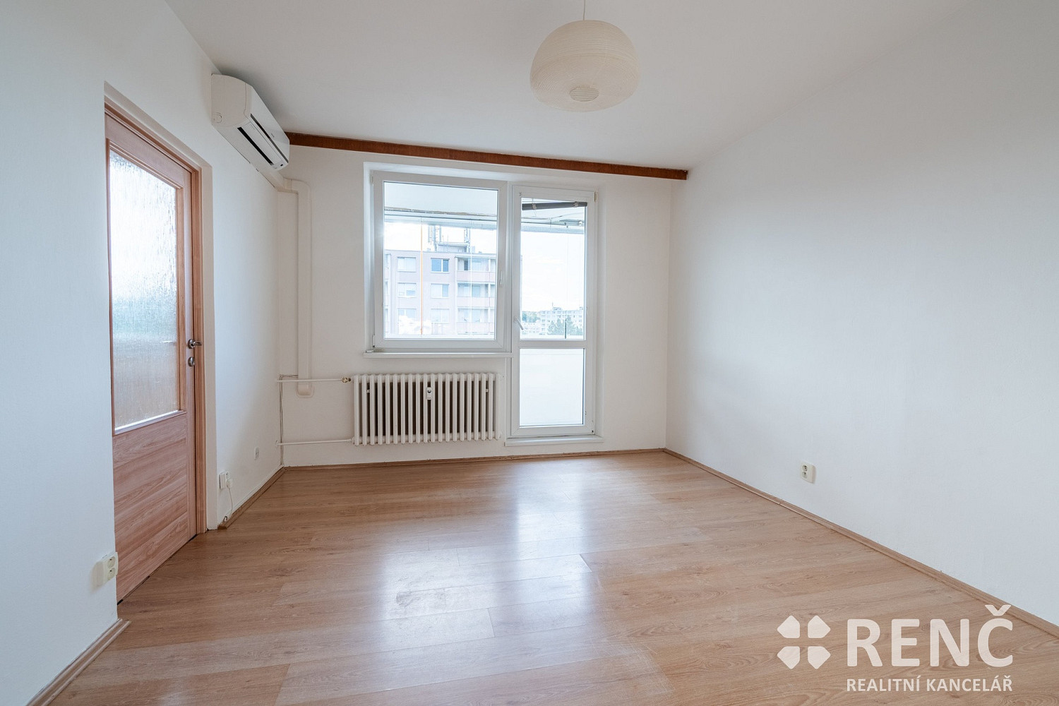 Prodej bytu 1+1 42 m² – fotografie 2