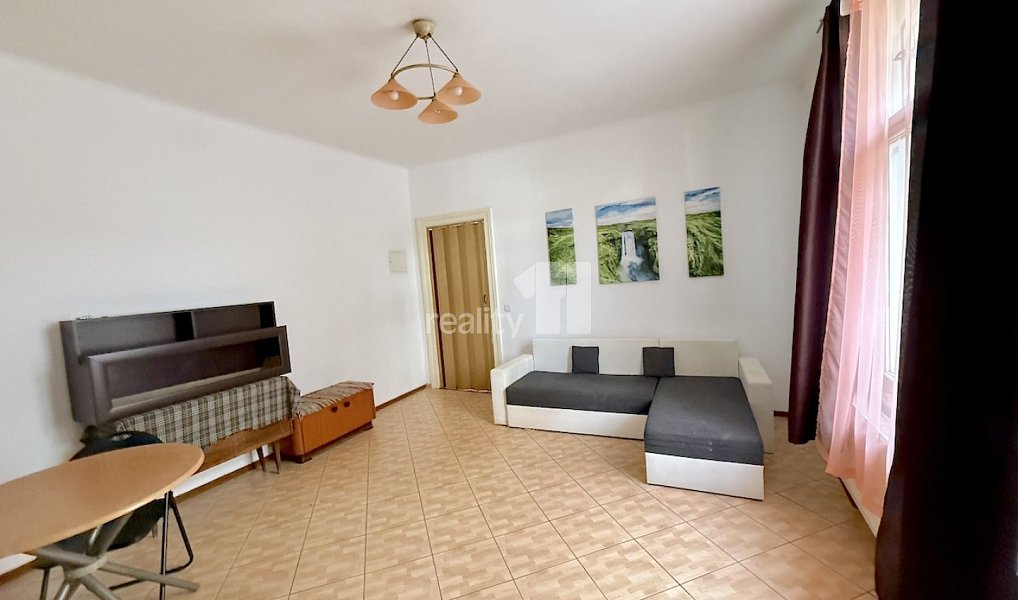 Prodej bytu 1+1 40 m², Karlovy Vary – náhled fotky 2