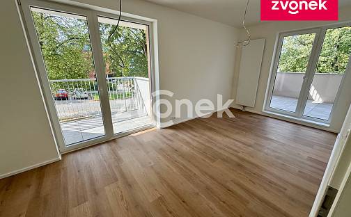 Pronájem kanceláře 72 m², Nad Stráněmi, Zlín