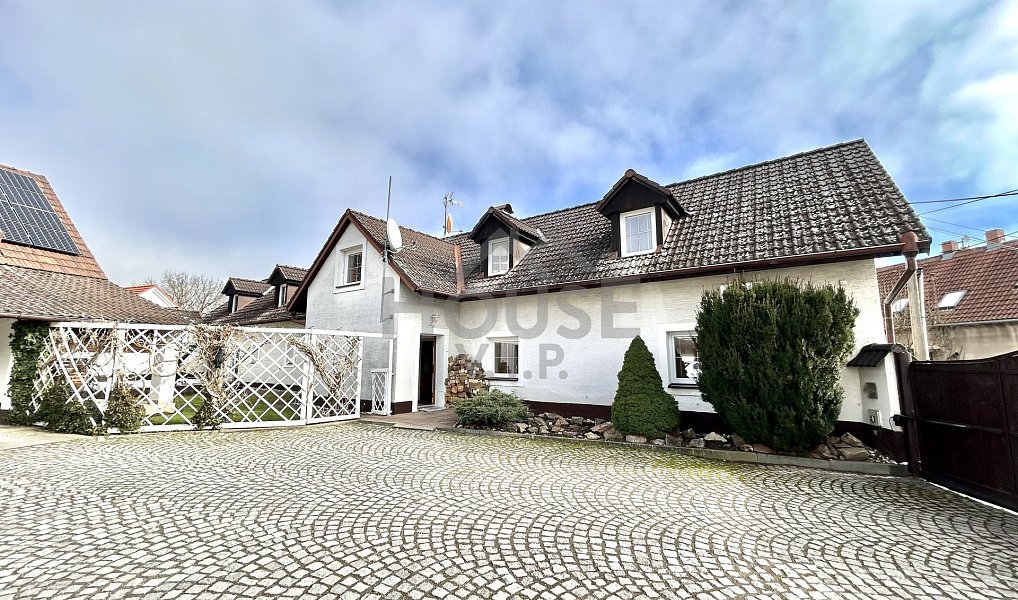 Prodej domu 239 m² s pozemkem 414 m², Hýskov – náhled fotky 3
