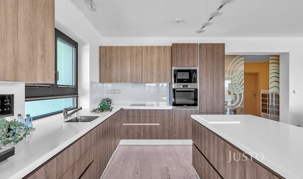 Prodej domu 188 m² s pozemkem 3 413 m², Stará Huť – náhled fotky 12