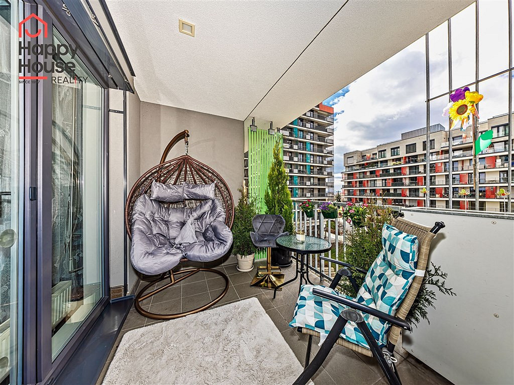 Prodej bytu 2+kk 57 m² – pohled 2