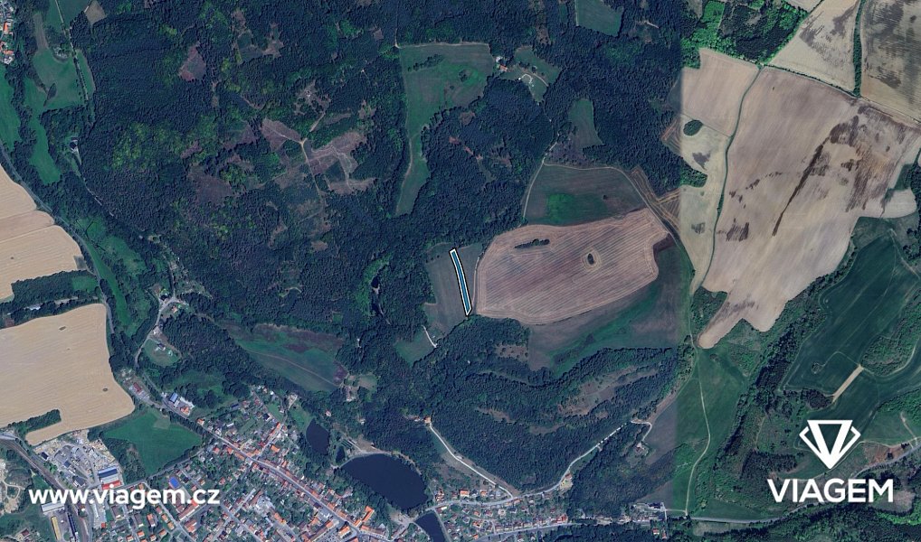 Prodej pole 621 m², Radnice – náhled fotky 3
