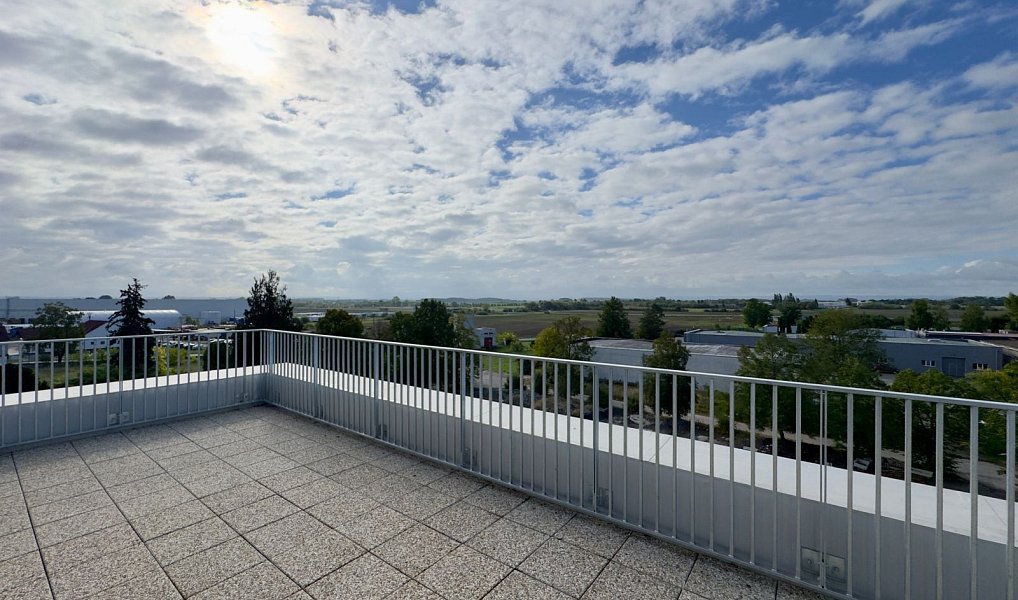 Pronájem bytu 2+kk 75 m², Dašice, okres Pardubice