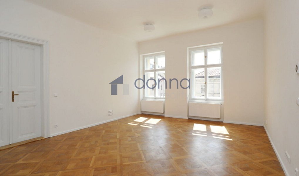 Pronájem bytu 3+1 118 m², Praha – náhled fotky 2