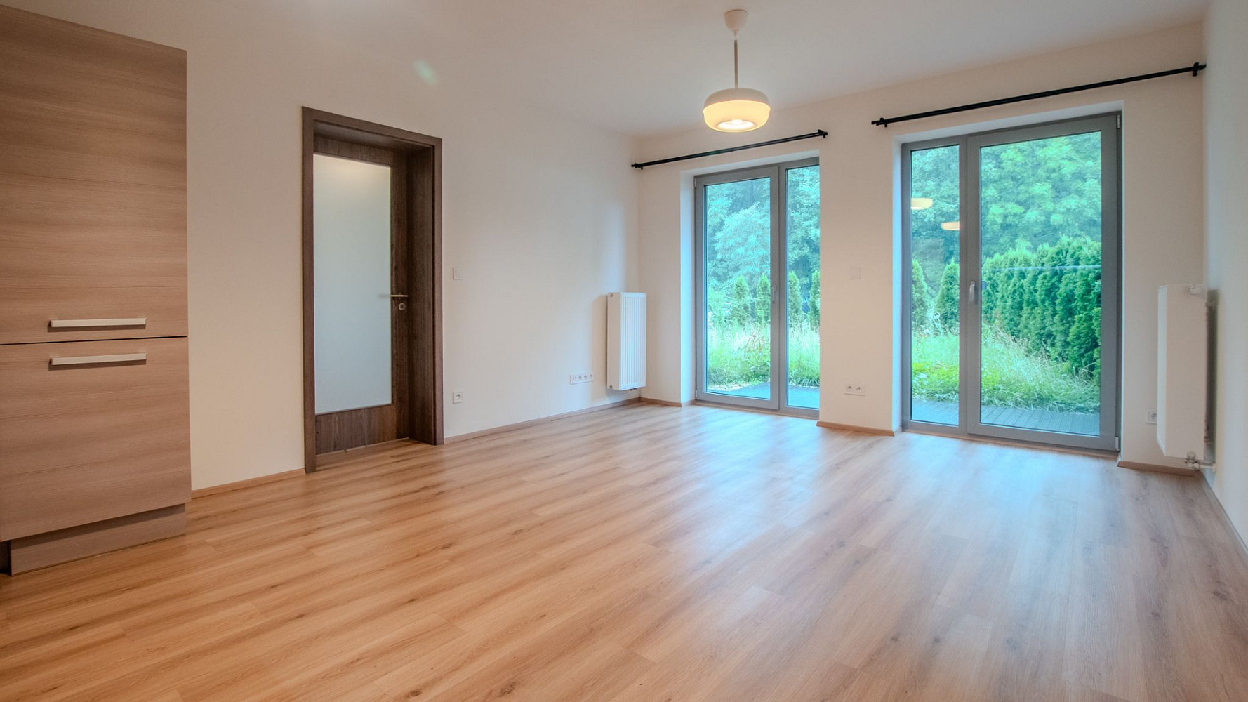 Pronájem bytu 2+kk 47 m² – fotografie 3