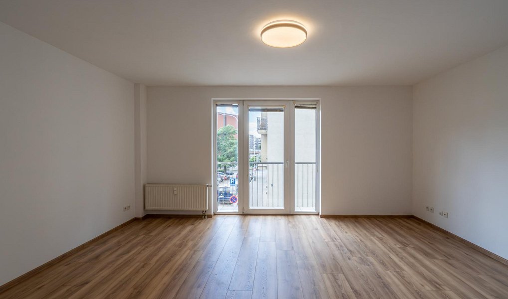 Prodej bytu 1+kk 39 m², Praha – náhled fotky 3