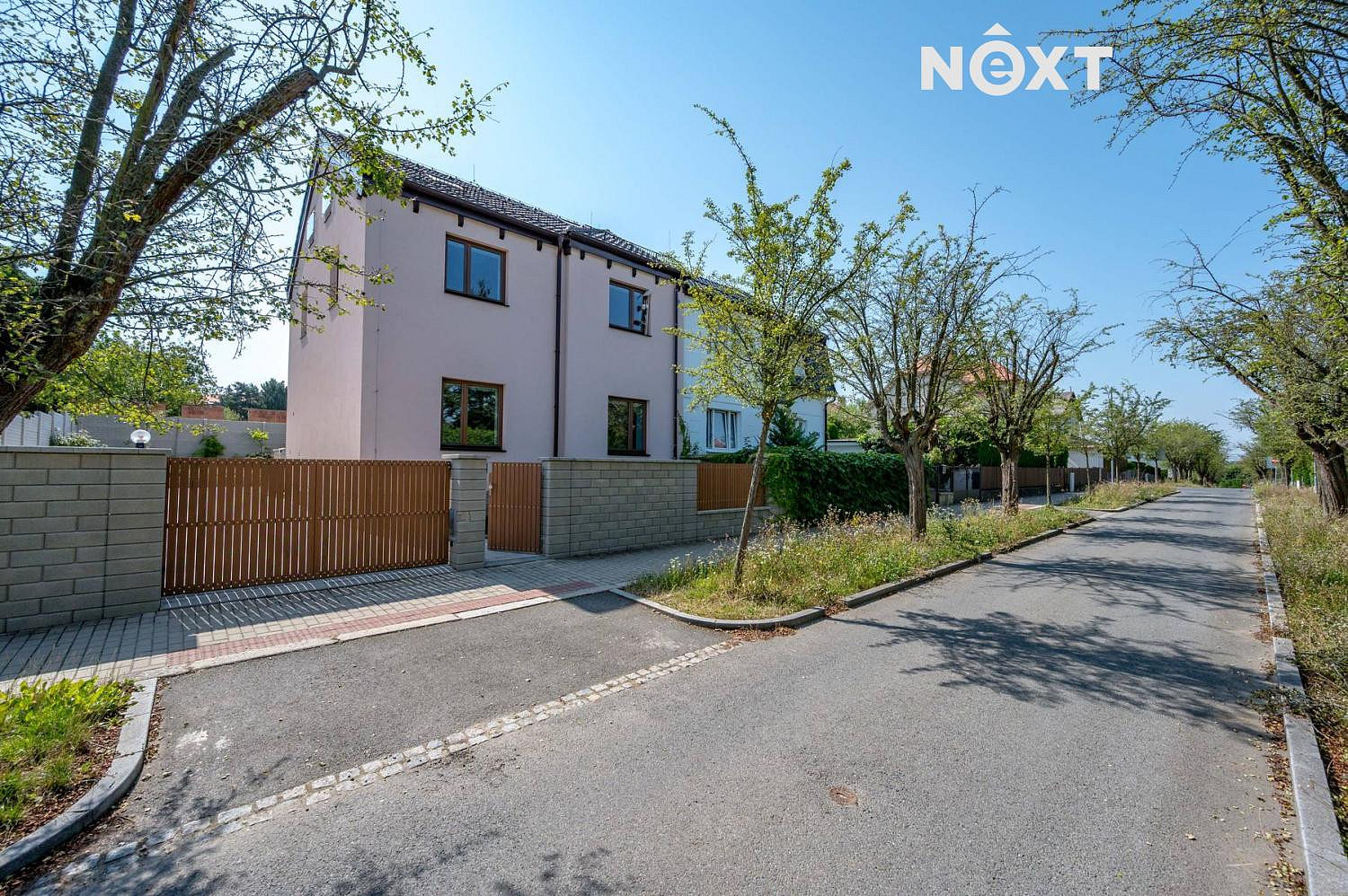 Pronájem domu 150 m² s pozemkem 331 m²