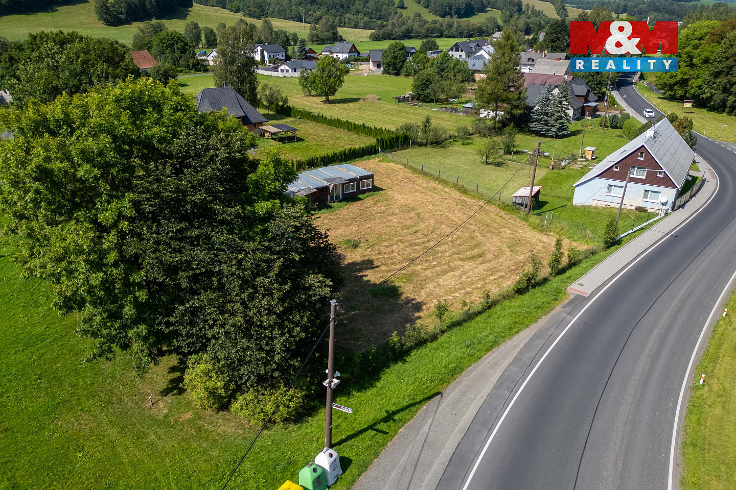 Prodej stavebního pozemku 1 727 m² – fotografie 2