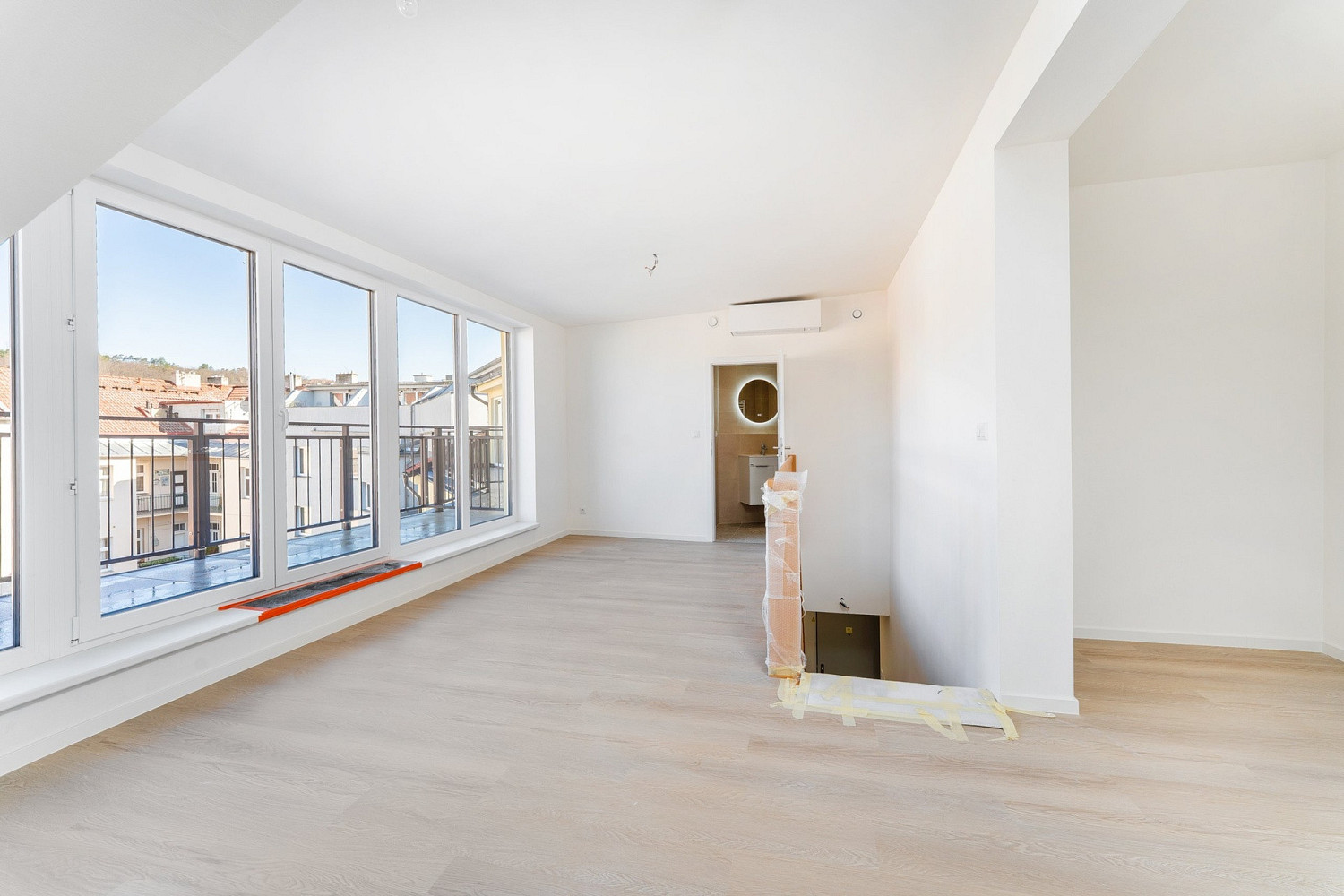 Prodej bytu 3+kk 72 m² – pohled 3