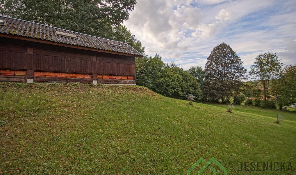 Prodej stavebního pozemku 2 119 m², Žulová – náhled fotky 3