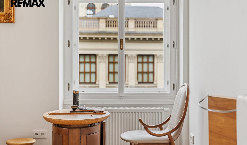 Prodej kanceláře 139 m², Praha – náhled fotky 11